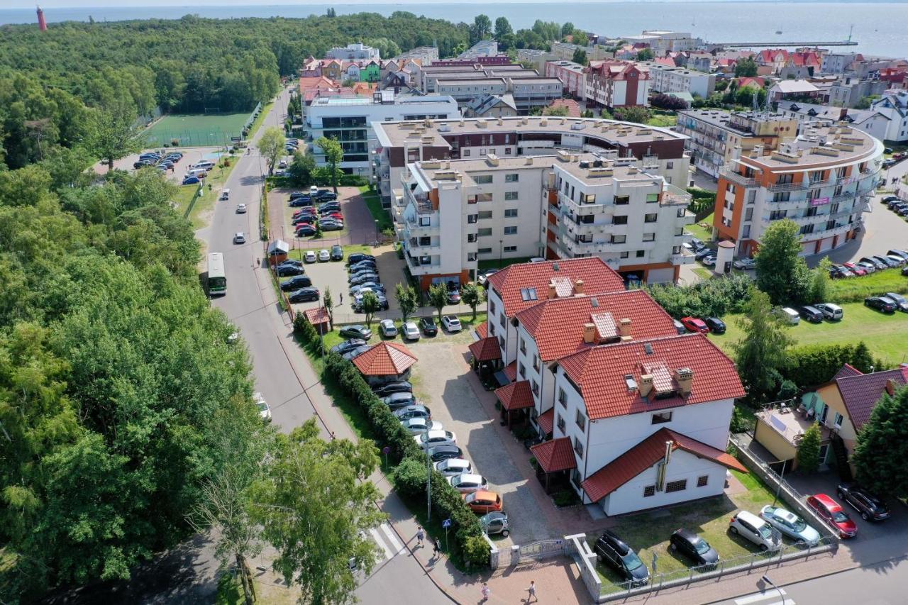 Pokoje Goscinne Atol Hel Exteriör bild